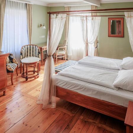 Schloss Neckarbischofsheim Ngoại thất bức ảnh