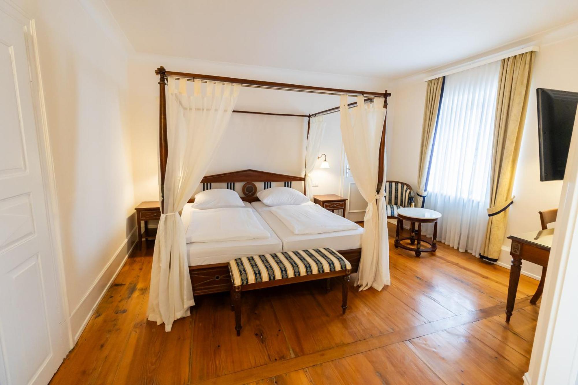 Schloss Neckarbischofsheim Ngoại thất bức ảnh