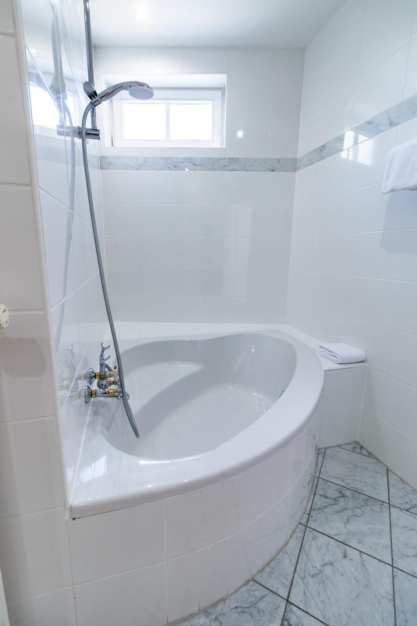 Schloss Neckarbischofsheim Ngoại thất bức ảnh