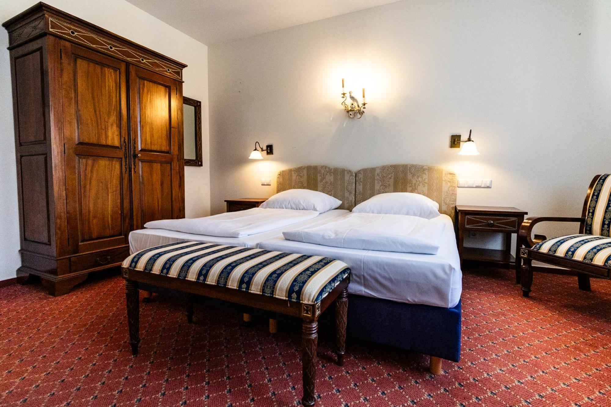 Schloss Neckarbischofsheim Ngoại thất bức ảnh